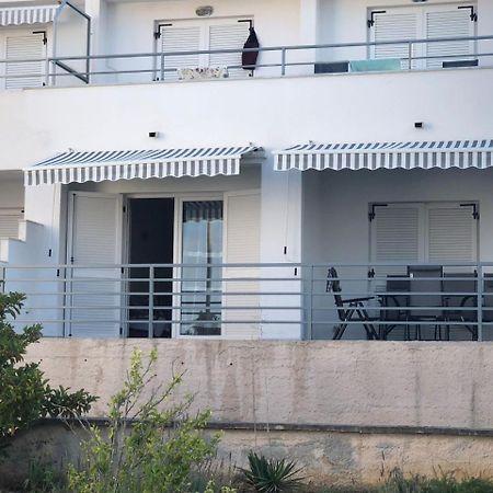 Apartman Ylli Nečujam Buitenkant foto